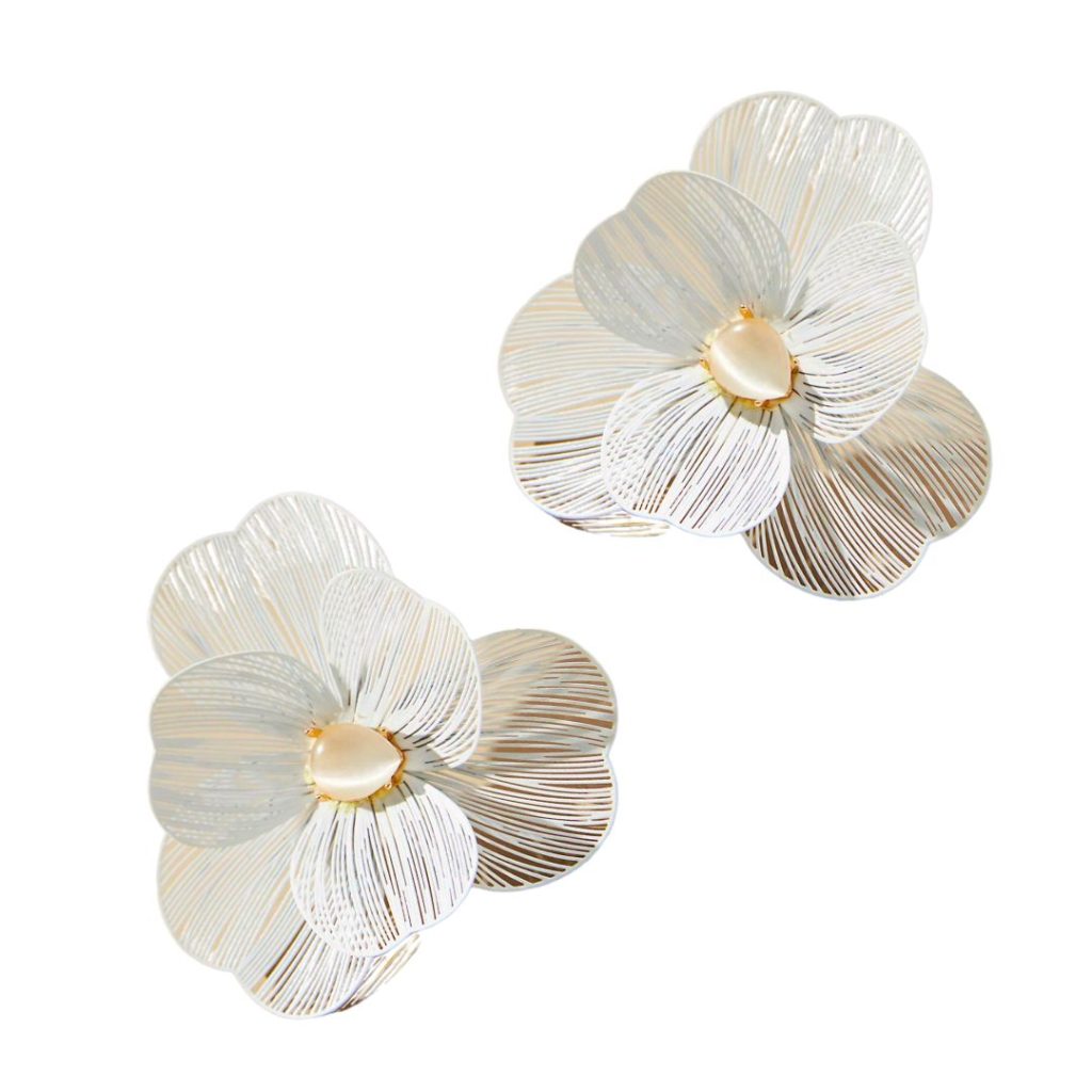 white wire floral statement earrings - anthropologie
